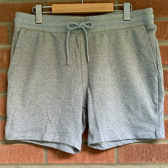 NWOT! ASOS Sweatpants Shorts - Picture 1 of 2